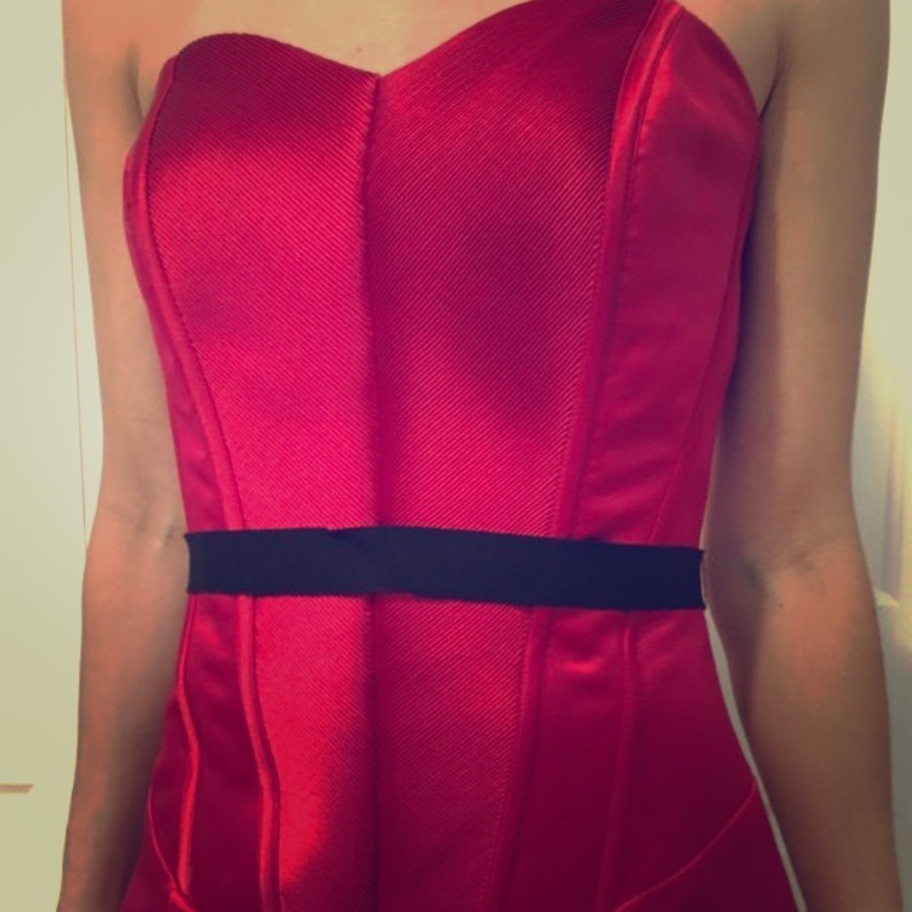 Vera Wang gown